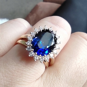 Vintage Blue Sapphire Engagement Ring, Princess Diana Certified Oval ...