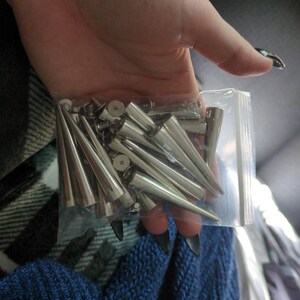20 Pezzi Rivetti Metallici A Forma Di Proiettile - Argento - Fai Da Te Borse, Cinture E Abbigliamento Punk