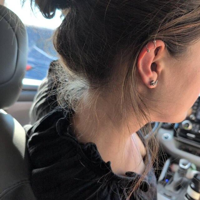 Anello Al Lobo Dell'orecchio Con Diamanti - Italia