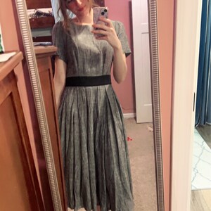 ワンピース S oval pleats dress gray Square Neck Linen Swing Dress, Gray Pleated Linen Midi Dress
