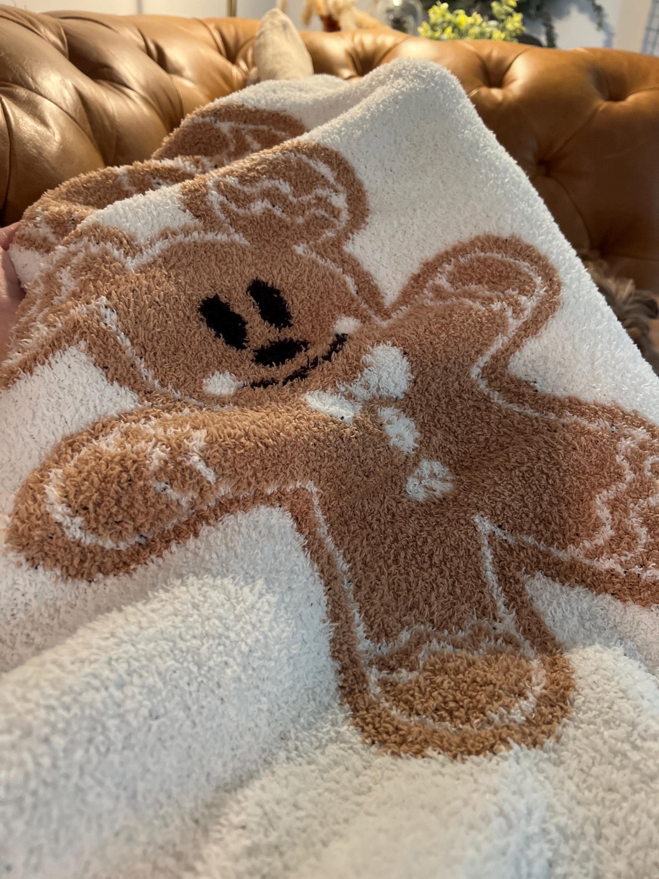 Ready To Ship: Magic Dreams Christmas Gingerbread Mouse Fuzzy Blanket | Holiday Soft Cozy Winter Throw | 60x70 | 100% Polyester Microfiber
