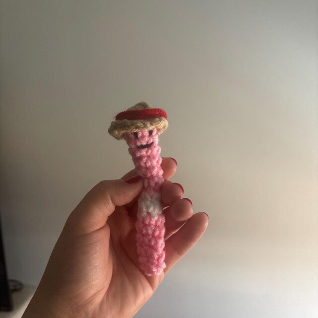 Cigarette Worm
