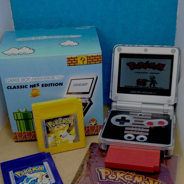 Game Boy Advance SP Limited Edition Retro NES Console with Drop-In IPS LCD  & built-in PSD Menu! : r/Gameboy