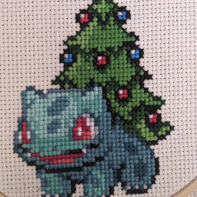 Perler Bulbasaur Christmas- Made with hama beads by AlyashiCrafts on  DeviantArt