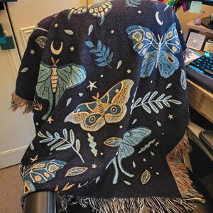 Luna Moths Throw Blanket 100% Cotton Jacquard Blanket With Fringed Edge ...