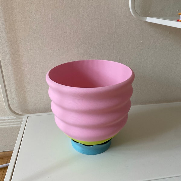 Small Lime Wavy Planter main image 1