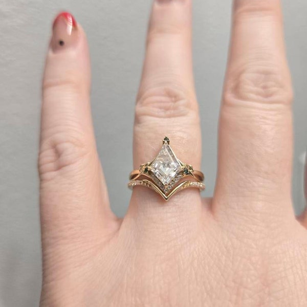 Mens Engagement Ring Set Couple Rings Set for Men and Women Peridot