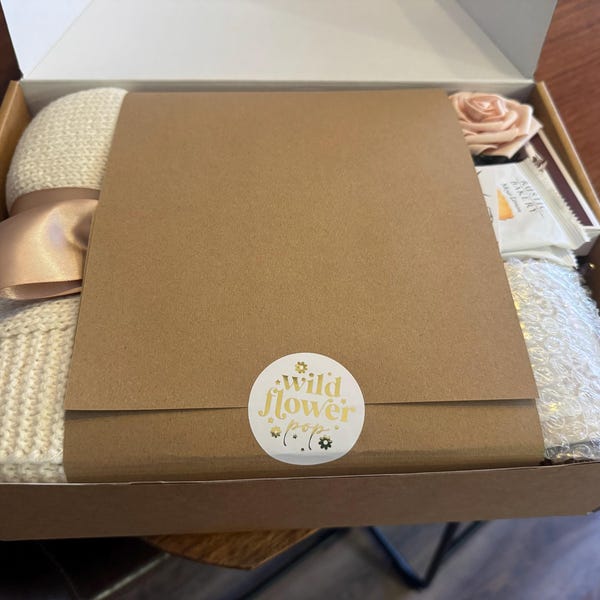 Fall Gift Box for Women, Hug in A Box, Self Care Package, Fall Gift ...