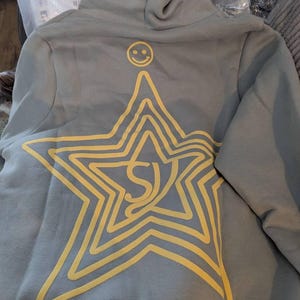 Carley added a photo of their purchase