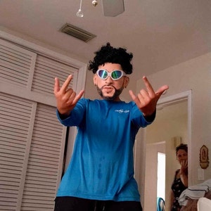 bad bunny (props, headBall, helmet)