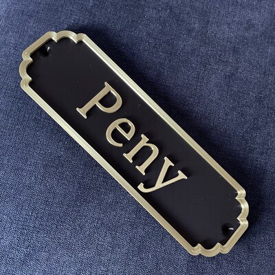 thumbnail interactive-video image 1 of Luxury Stable Door Name Plate - Laser Cut Black With White Marble Lettering 1 of 3