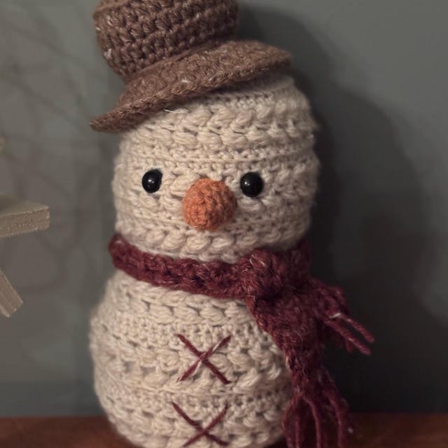 A customer's finished Wheat Stitch Snowman Crochet Pattern