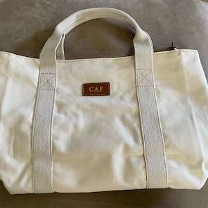 Carlee added a photo of their purchase