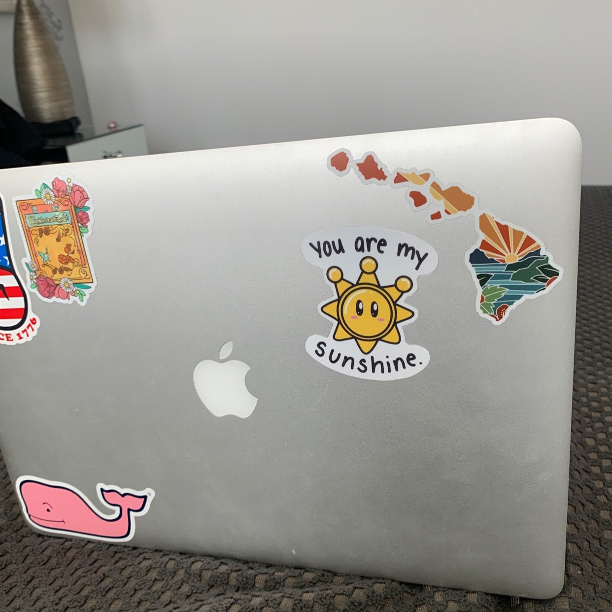 Hawaii Durable Sticker | High Quality Bumper Sticker | United States Vinyl Decal | Weatherproof Sticker | Water Bottle Sticker | 4&quot;