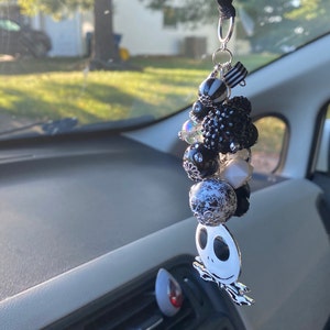 CaR MiRRoR CHaRM \u2022 PRINCESS LEIA \u2022 for Rear View Mirror \u2022 Beaded Decor Rhinestone Enamel Pendant Beads Star Wars Funko Pop White Silver