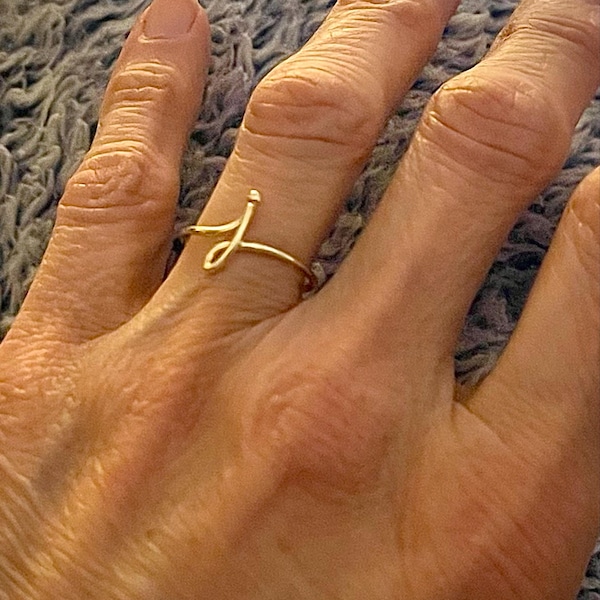 14K Solid Gold Script Initial Ring, Minimalist Wire Handwriting Ring ...