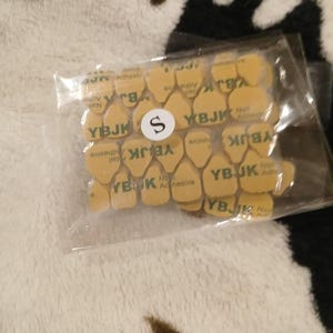 Jazmin added a photo of their purchase