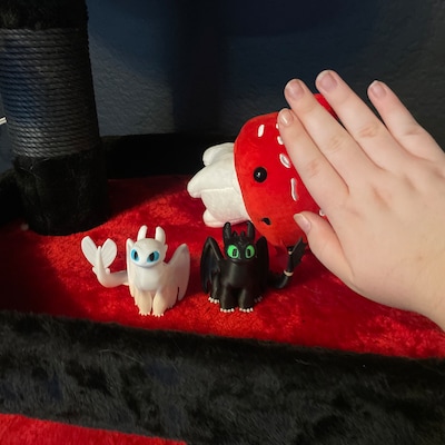 Toothless & Light Fury Desk Ornaments - Etsy