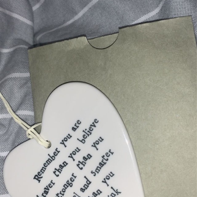 Targa in ceramica da appendere a tre cuori – Home – Sentiment Heartfelt placca – accessorio per la casa regalo