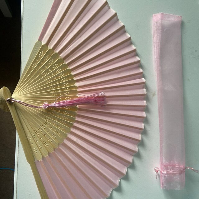 Silk Fans FANSOF.FANS Floral Red And Black Chinese Japanese Silk Fabric Handheld Folding Hand Fan With Pouch And Box Grade A Bamboo Ribs For Women Girls Dance Event Birthday Wedding Favor (Style