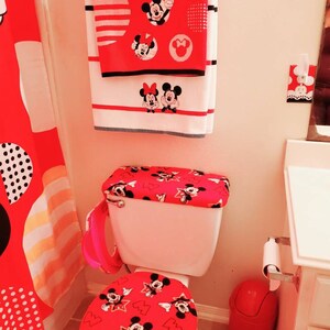 MICKEY MOUSE RED FLEECE TOILET SEAT COVER SET 