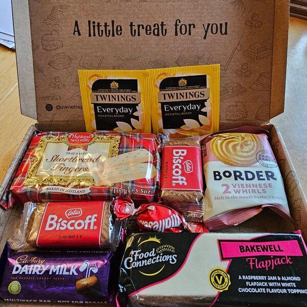 Lindt Lindor Chocolate Truffles Box - Personalised Gift Wrap Option - Not Just A Print