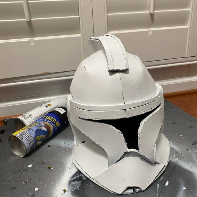 発泡スチロール製クローン・トルーパーヘルメットのデジタル