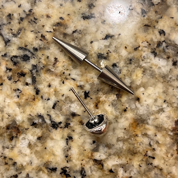 1 Pair Men's Women's Earrings Punk Rivets Titanium Stainless Steel Ear ...