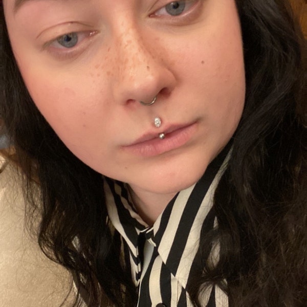 Earrings For Lip Piercing 316L Surgical Steel 16G Lip Monroe