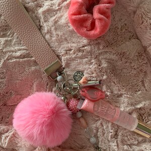 Jasmine added a photo of their purchase