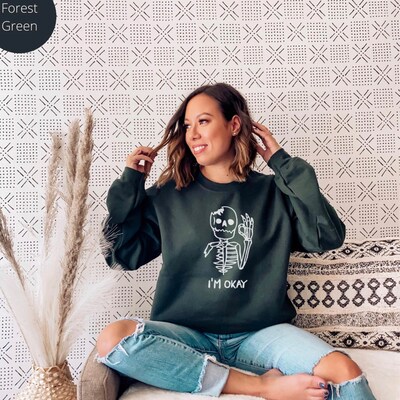 PAINTED FLOWER SWEATSHIRT