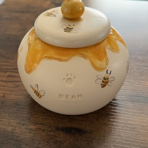 Taylor added a photo of their purchase