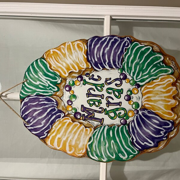 Whereable Art Mr Jingle King Cake Door Hanger