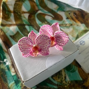 Yasmin added a photo of their purchase