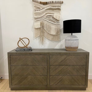 John lade till en bild av sitt köp