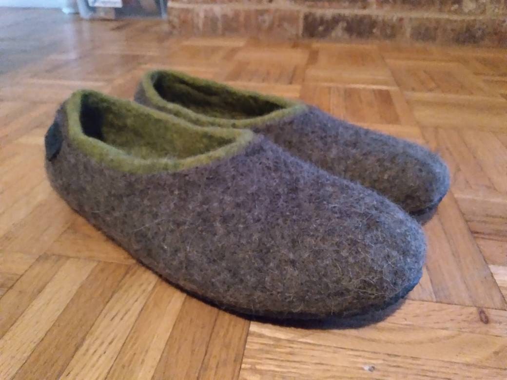 new trend slippers for men