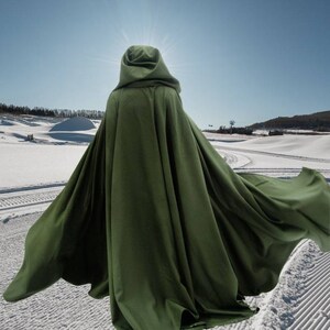 Olive Full Circle Cloak, Renaissance, LARP, Celtic, Green Olive Full Circle Cloak, Renaissance, LARP, Celtic, Green
