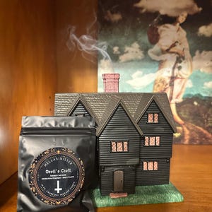 Alyssa added a photo of their purchase