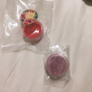 Sidonia added a photo of their purchase