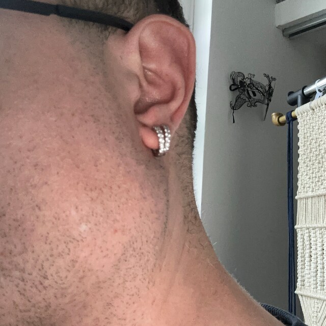 Orecchino Uomo Argento 925 Zirconi Rotondi E Baguette – Chiusura A Vite (8mm) E208