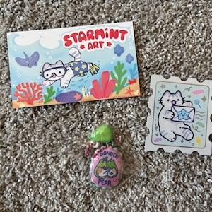 ꨄStrawberry• added a photo of their purchase