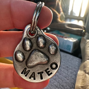 Xiomara added a photo of their purchase
