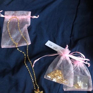 How to Package Jewelry for Small Business