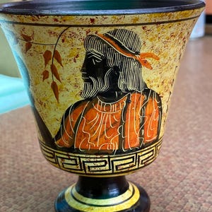 ギリシャの皿、直径28 cm、オレンジ色の背景、白鳥に乗ったゼウス神が