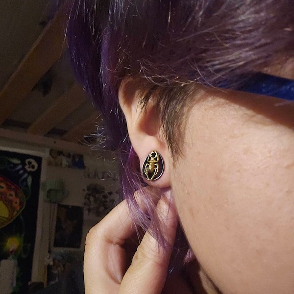Raven Skull Ear Plugs 6mm-25mm - Alpha Piercing
