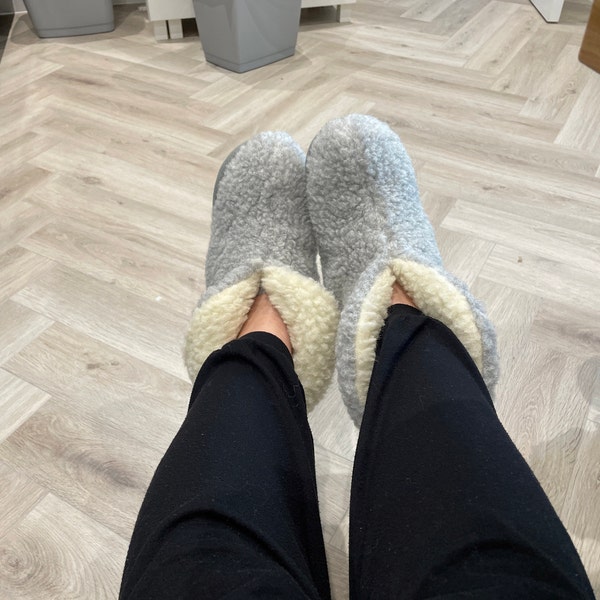 Weeboo Thick Bottom Fur Trim Snow Slippers