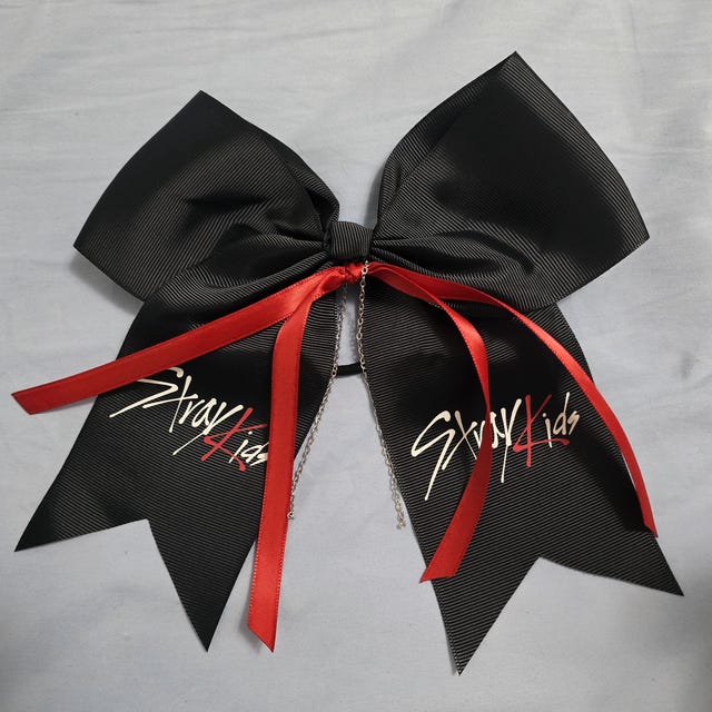 K-pop Black and Red Hair Bow - Stray Kids - Etsy