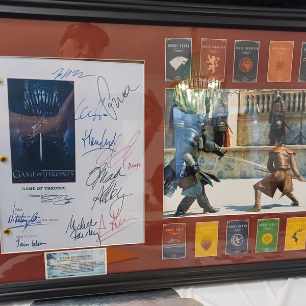 Game of Thrones TV Pilot Script Signature Autographs: Mark Addy, Alfie ...