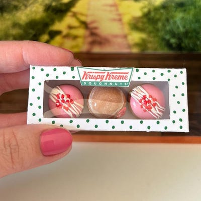 Super Mousse Large 'Wide' Fridge Magnet - Classic 70's Sweet Shop Retro Cartoon Character, Blue Acrylic, UK Made