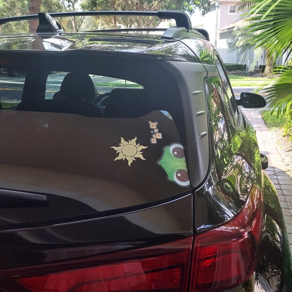 Pascal Peeker Transparent Car Decal/ Rapunzel Sidekick Peekaboo Window ...